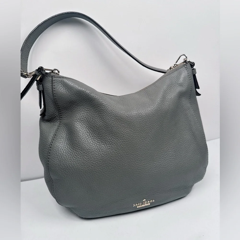 Kate Spade Cobble Hill Gray Pebbled Leather Zip Closure Crossbody Shoulder Bag